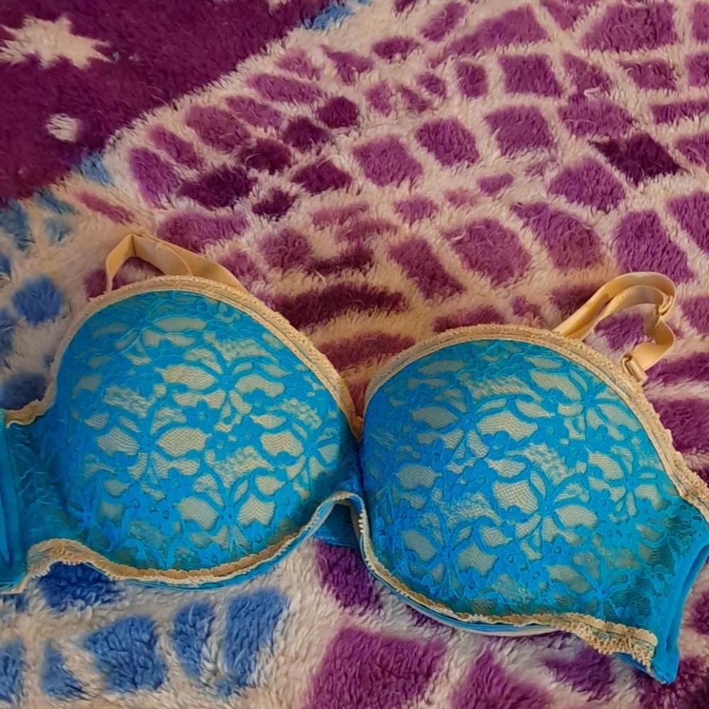 34 B blue lace bra